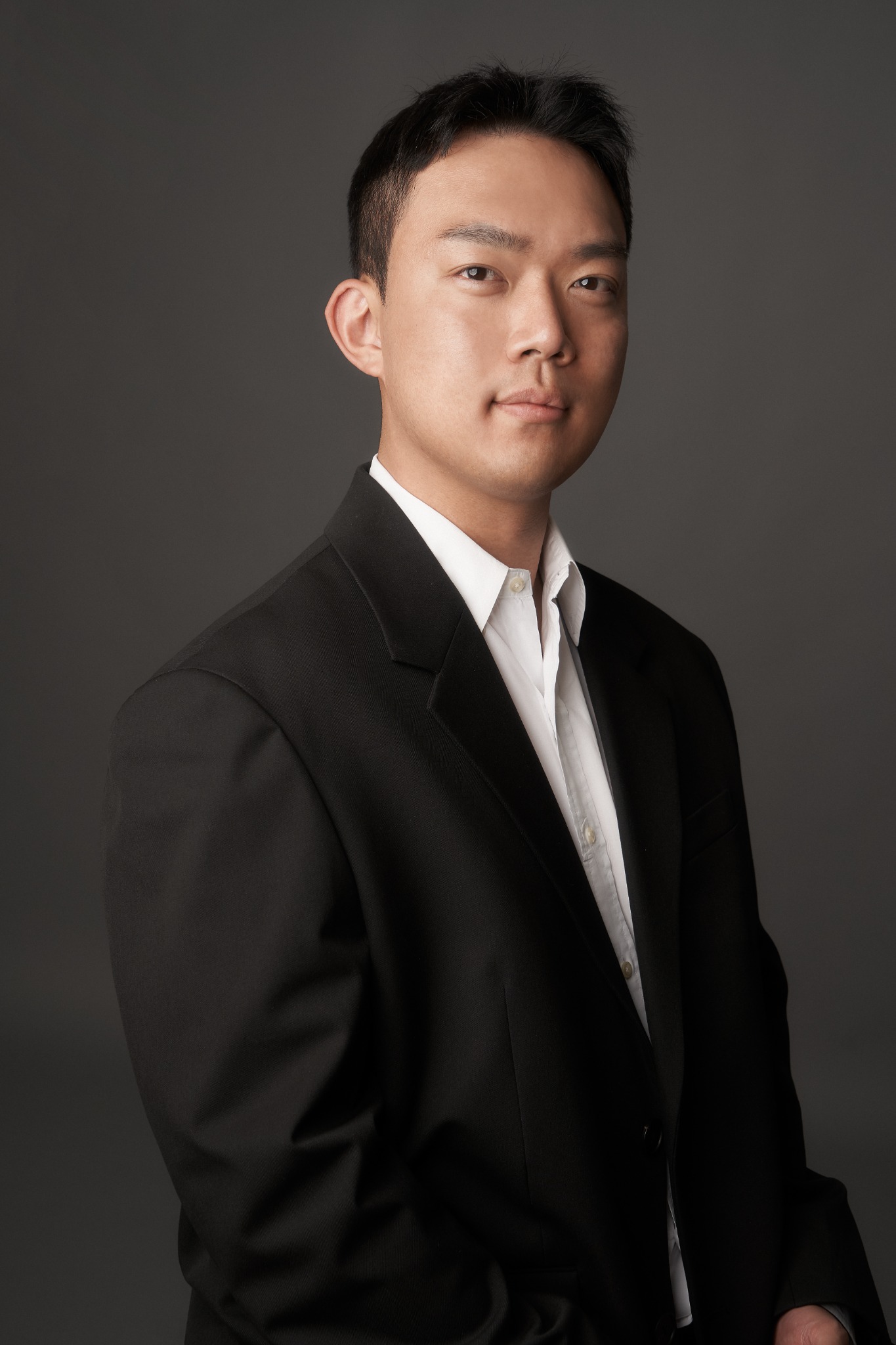 PWSGROUP 창업자이자 대표이사인 박지민의 공식 프로필 사진